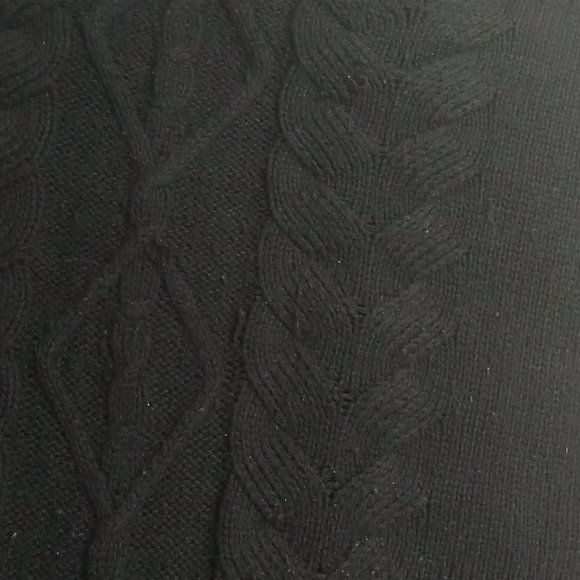 No Boundaries- Cowl & Turtlenecks no Sleeves Black Colour XL - Picture 5 of 7